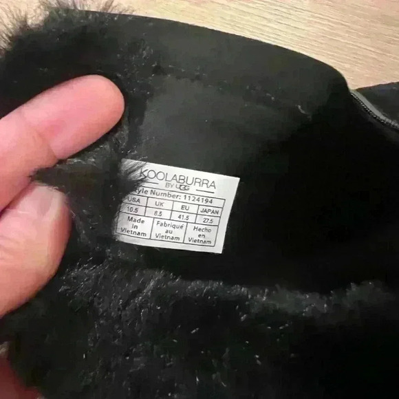 UGG by Koolaburra® Elladine blank Wedge fur trim Booties Women's size 10.5 - Picture 8 of 9